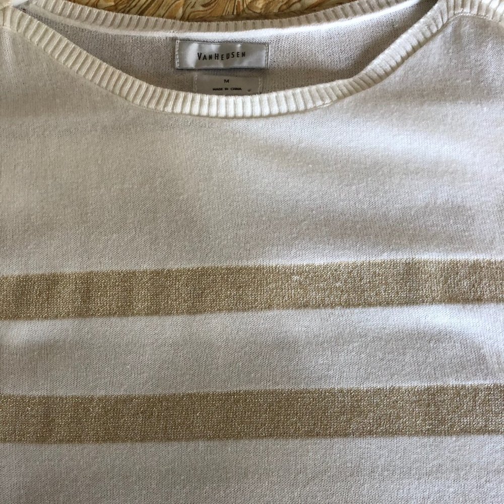 Van Heusen women's lightweight  M knit top
